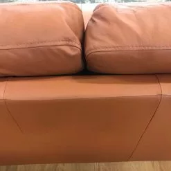 Konjakinvärinen Nahkasohva New York 8 Konjakinvärinen Nahkasohva New York -Default Template 4 konjakinvarinen nahkasohva new york takaa2